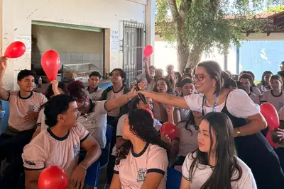 notícia: Estado promove ações de cidadania e prevenção às drogas a escolas de Itaituba