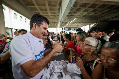 notícia: 'Por Todas Elas' garante entrega de mais de 1.300 óculos de grau a moradores do Jaderlândia, em Ananindeua