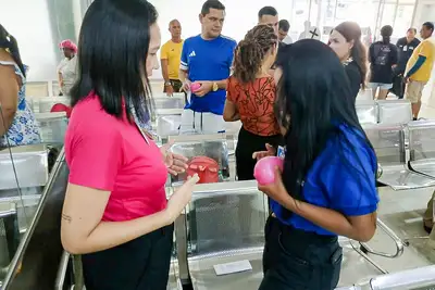 notícia: Hospital Jean Bitar realiza ação em alusão ao Outubro Rosa com usuárias e colaboradoras
