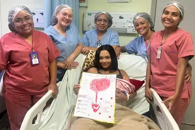 notícia: Ação no Hospital Santa Rosa cria carimbo emocional para recordar o parto