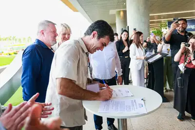notícia: Estado firma cooperação socioambiental com a Hydro e fortalece combate às queimadas