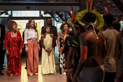 notícia: Rainha da Dinamarca visita Parque Estadual do Utinga e conhece o Memorial Verônica Tembé, símbolo da resistência indígena na Amazônia