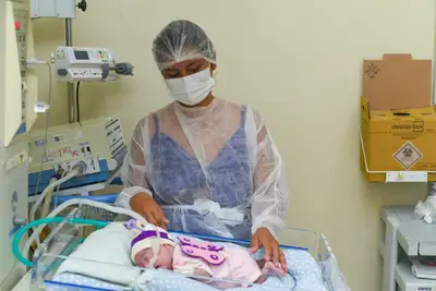 notícia: HRPM celebra “Novembro Roxo” com ações de acolhimento e cuidado para bebês prematuros