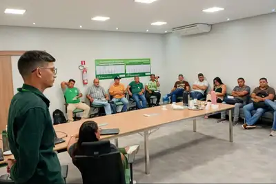 notícia: Técnicos da Emater participam de capacitação sobre crédito rural para a agricultura familiar