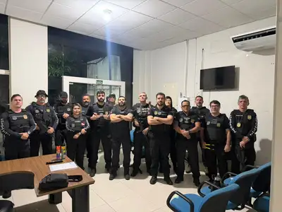 notícia: Polícia Civil prende dupla por estelionato, associação criminosa e ameaça