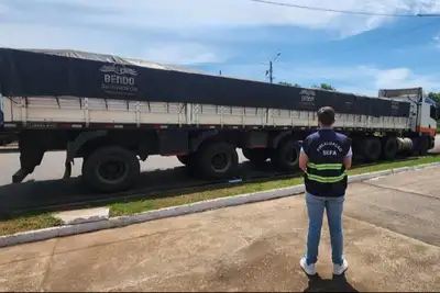 notícia: Sefa apreende peças de maquinário de mineração e motocicletas