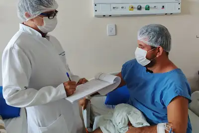 notícia: Hospital Regional de Oriximiná intensifica acompanhamento fonoaudiológico para pacientes internados na UTI