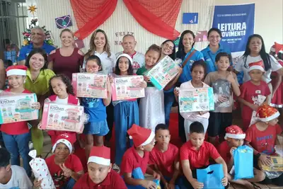 notícia: Escola Estadual Domingos Acatauassu Nunes ganha Ação de Natal em Belém