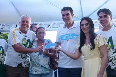 notícia: Em Novo Progresso, Estado entrega benefícios do Sua Casa, autoriza obras de eletrificação rural e reforça apoio a mototaxistas