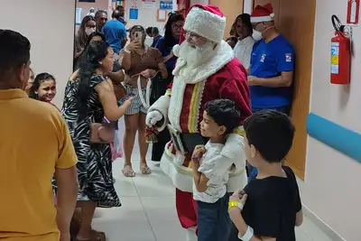 notícia: Policlínica Metropolitana celebra o Natal valorizando cuidado e reconhecimento profissional