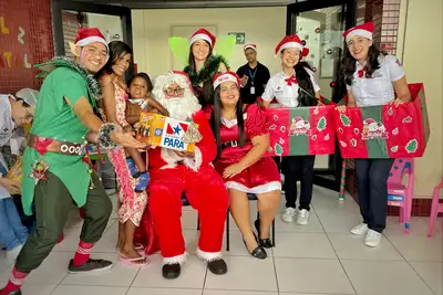 notícia: "Correio dos Desejos" leva Natal e acolhimento às crianças internadas no Hospital Abelardo Santos
