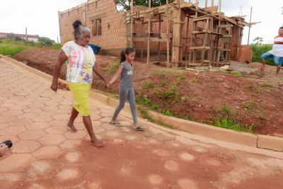 notícia: Estado transforma realidade de famílias em Anapu com obras de pavimentação