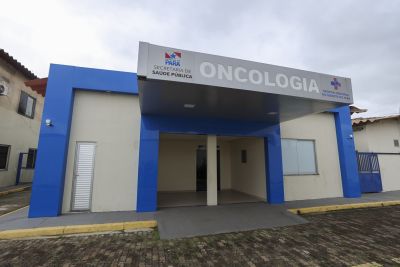 notícia: Em Marabá, paciente oncológica dá exemplo de coragem e comove equipe durante quimioterapia