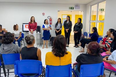 notícia: ParáPaz Mulher reúne 17 participantes em oficina de estética e uso de mídia digital