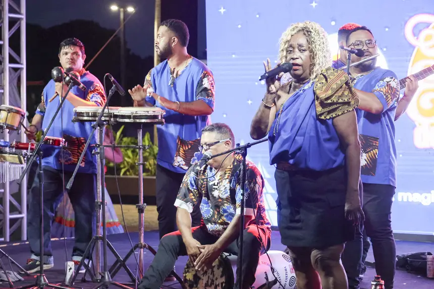 Claudia Peniche, coordenadora e coreógrafa do grupo Uirapuru <div class='credito_fotos'>Foto: Bruno Cecim / Ag. Pará &nbsp;&nbsp;|&nbsp;&nbsp; <a href='/midias/2026/originais/20260104210906-GF00026009-F00482233.jpg' download><i class='fa-solid fa-download'></i> Download</a></div>