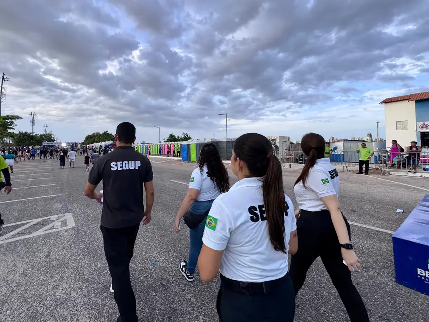 Equipe DPS, realizando ações de prevenção de crimes contra grupos vulneráveis 