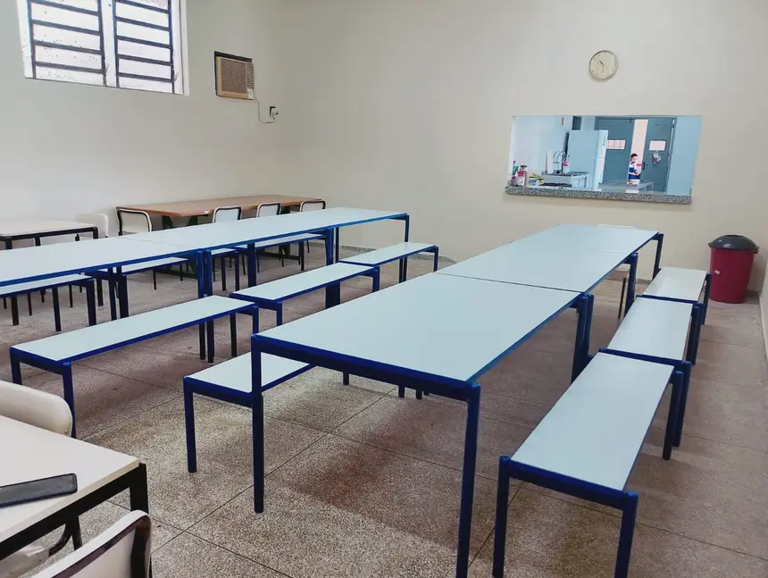 Escola Estadual Magalhães Barata, localizada em Belém 