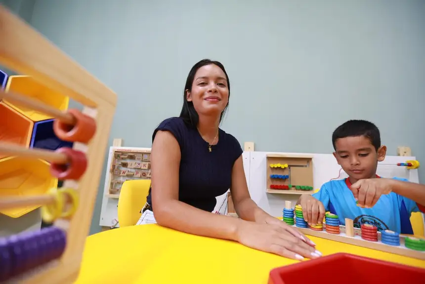 Rejane Corrêa, estudante (personagem creche) <div class='credito_fotos'>Foto: Marcelo Lelis / Ag. Pará &nbsp;&nbsp;|&nbsp;&nbsp; <a href='/midias/2026/originais/20260120110640-GF00026097-F00485724.jpg' download><i class='fa-solid fa-download'></i> Download</a></div>
