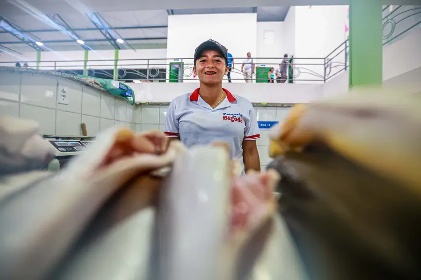 Karol Cardoso, peixeira <div class='credito_fotos'>Foto: Marcelo Lelis / Ag. Pará &nbsp;&nbsp;|&nbsp;&nbsp; <a href='/midias/2026/originais/20260122104431-GF00026113-F00486208.jpg' download><i class='fa-solid fa-download'></i> Download</a></div>