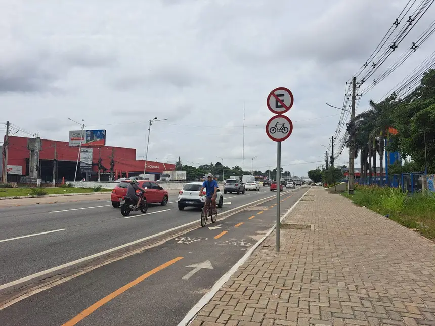 Utilizar a ciclovia é fundamental para preservar a vida no trânsito 