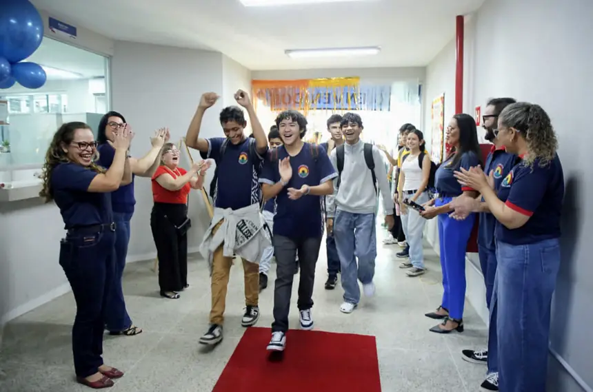 Escola Estadual Bilíngue Mestra Idalina Rodrigues Pereira, em Belém 