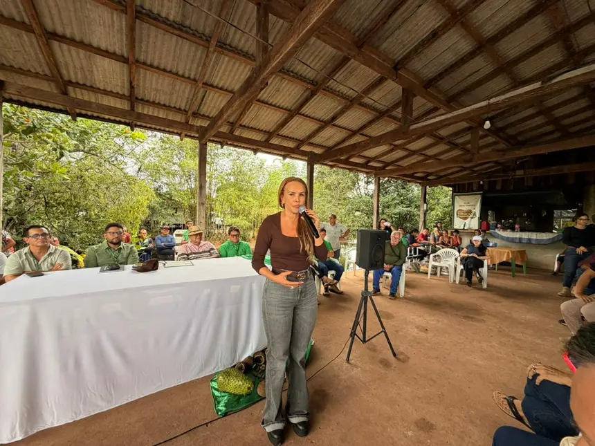 assessora de Gestão, Lena Pinto