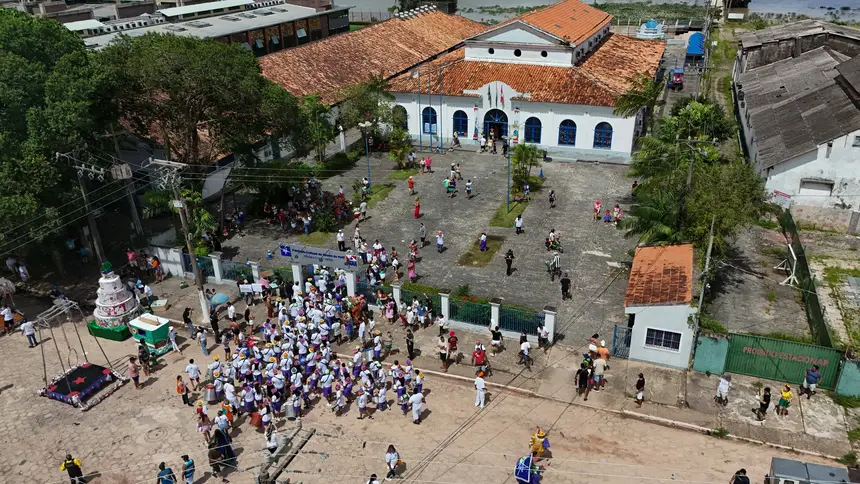 default <div class='credito_fotos'>Foto: João Caio / Ag. Pará &nbsp;&nbsp;|&nbsp;&nbsp; <a href='/midias/2026/originais/20260221132916-GF00026318-F00492115.jpg' download><i class='fa-solid fa-download'></i> Download</a></div>