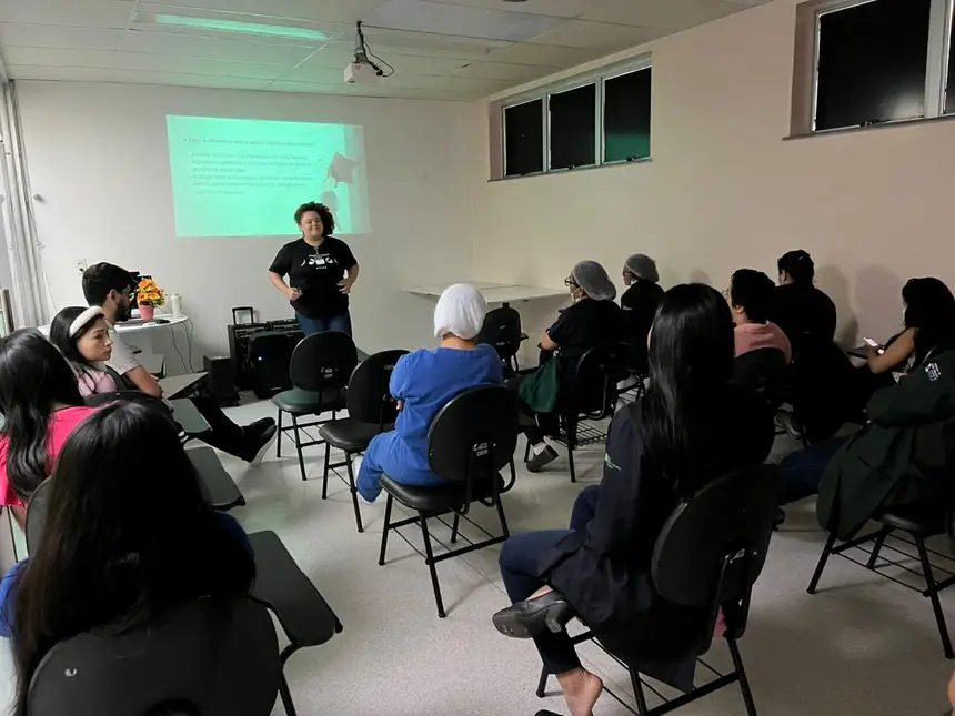A Palestra sobre saúde mental destacou a importância do autocuidado e do equilíbrio emocional na rotina das mulheres