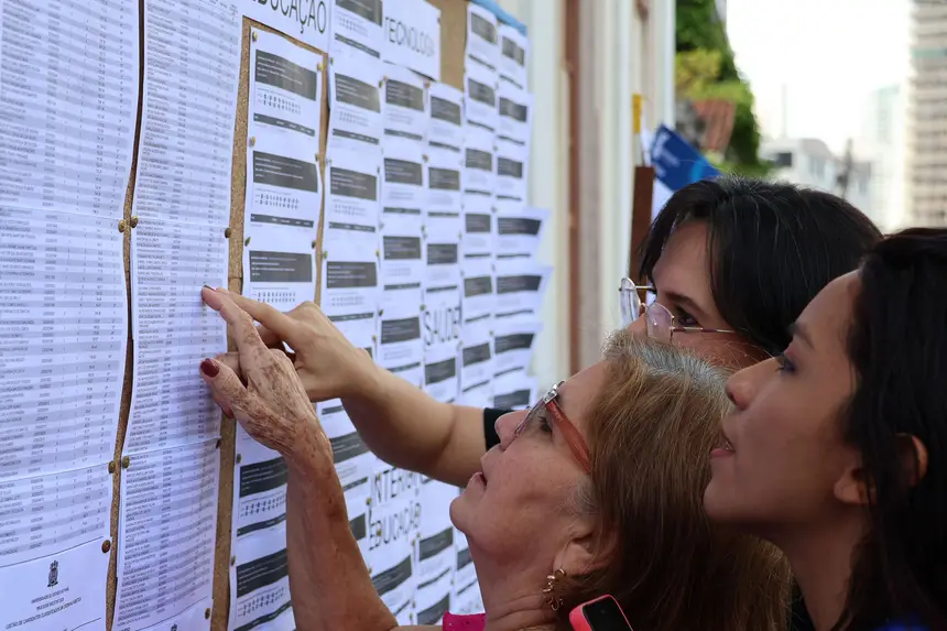 As listas de repescagem foram publicadas hoje