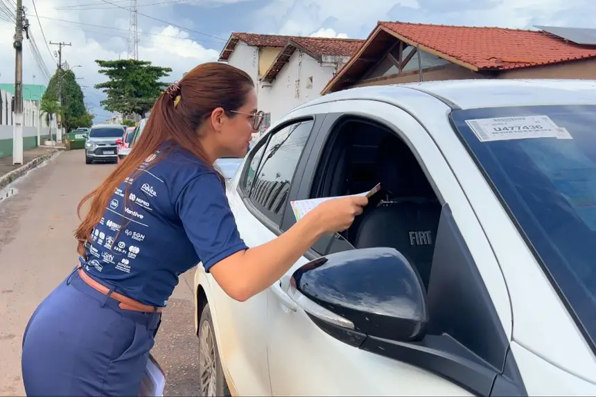 Panfletagem reforçou cuidados durante conversa