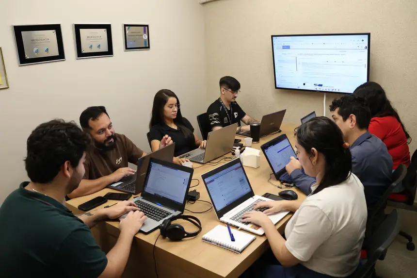 Microdata - Soluções Corporativas. Residente do PCT Guamá