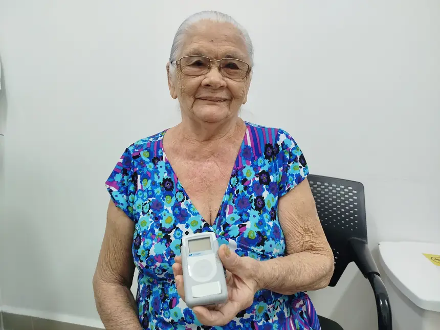 Darialva Batista destacou a tranquilidade do exame Holter, que monitora o coração por 24 horas.