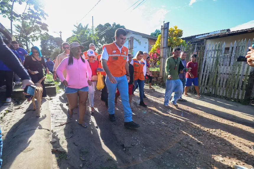 Governador acompanha, em Marituba, os transtornos causados pelas fortes chuvas dos últimos dias  