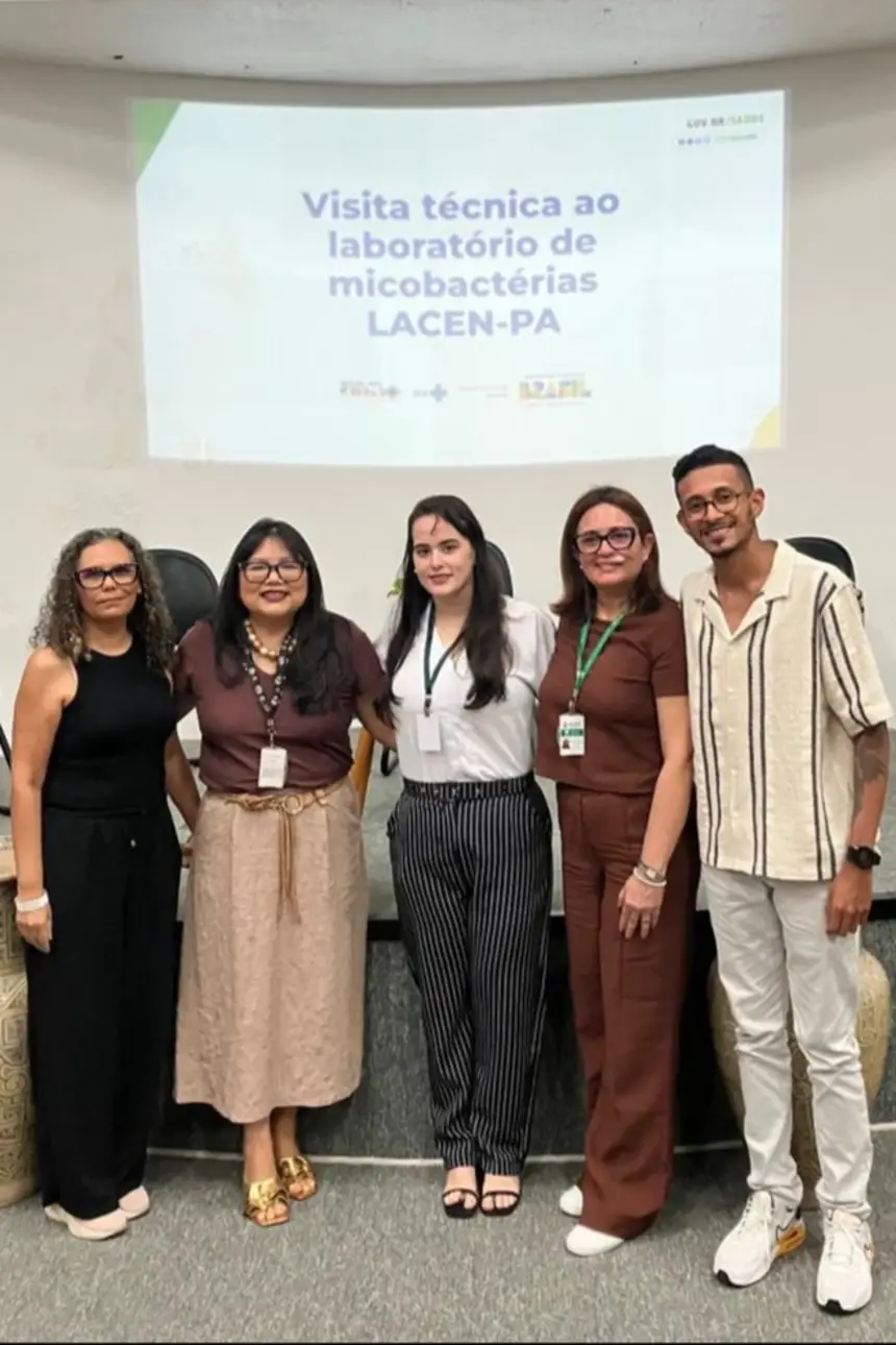 Elykarla da Silva Conceição (Sespa), Cristiane Ikeda (Lacen-PA), Marisa Vianna (CGLABMS), Adriana Ayden (Lacen-PA) e William Silva (CRPHFFiocruz)