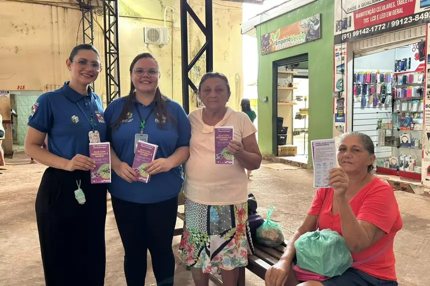 Usuários do mercado municipal também foram abordados durante a ação e receberam orientações de saúde