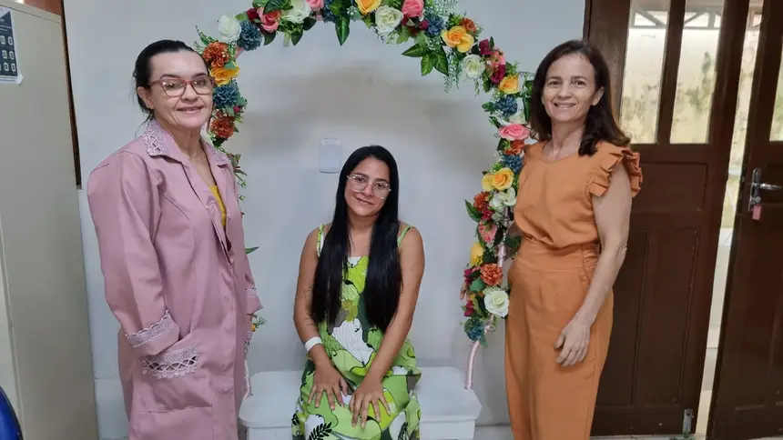 A gestante, Rafaela Queiroz (no centro): Eu vim com medo, mas aqui é um espaço acolhedor. Há carinho o tempo todo.