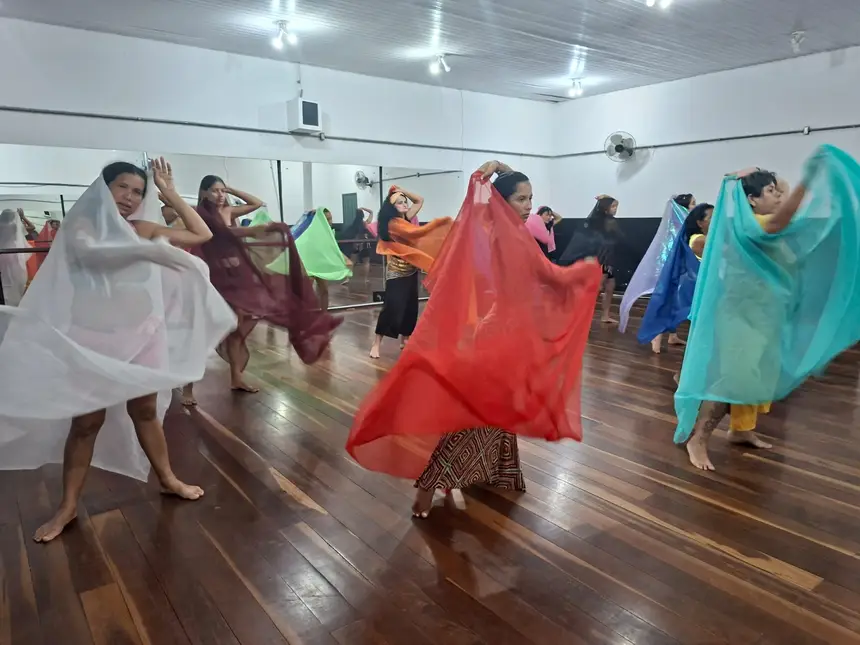 Oficina de dança do ventre