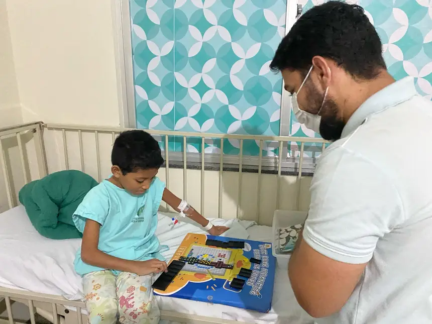 No HRSP o ambiente hospitalar se transforma em uma espaço de apoio emocional, com atividades voltadas ao bem-estar dos pacientes. (2)