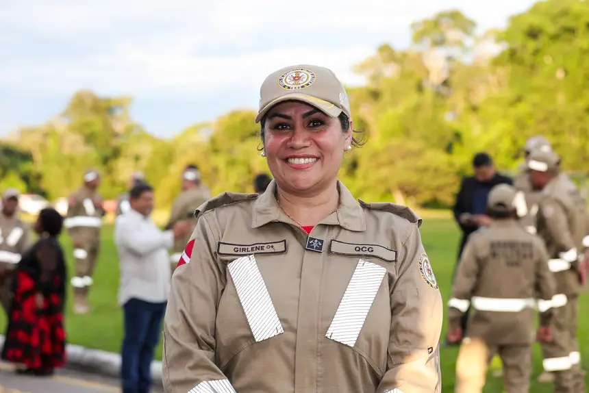 Coronel Girlene Melo, promovida <div class='credito_fotos'>Foto: Bruno Cruz / Ag. Pará &nbsp;&nbsp;|&nbsp;&nbsp; <a href='/midias/2026/originais/20260427201622-GF00026958-F00515876.jpg' download><i class='fa-solid fa-download'></i> Download</a></div>