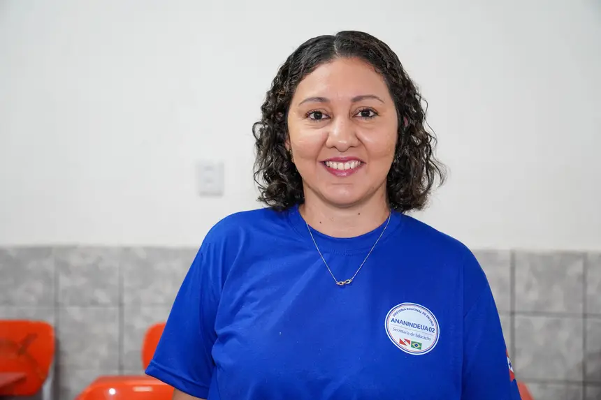 Brenda Costa - TAP técnica de apoio pedagógico da DRE (Diretoria Regional de Ensino) II Ananindeua <div class='credito_fotos'>Foto: João Caio / Ag. Pará &nbsp;&nbsp;|&nbsp;&nbsp; <a href='/midias/2026/originais/20260428120449-GF00026961-F00515913.jpg' download><i class='fa-solid fa-download'></i> Download</a></div>