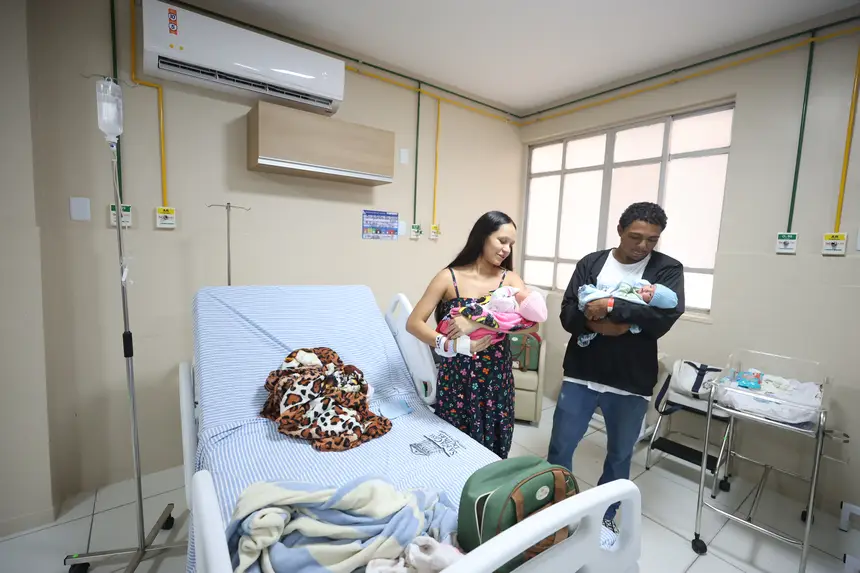 Onice e Thais <div class='credito_fotos'>Foto: Bruno Cecim / Ag. Pará &nbsp;&nbsp;|&nbsp;&nbsp; <a href='/midias/2026/originais/20260430123234-GF00026984-F00516851.jpg' download><i class='fa-solid fa-download'></i> Download</a></div>