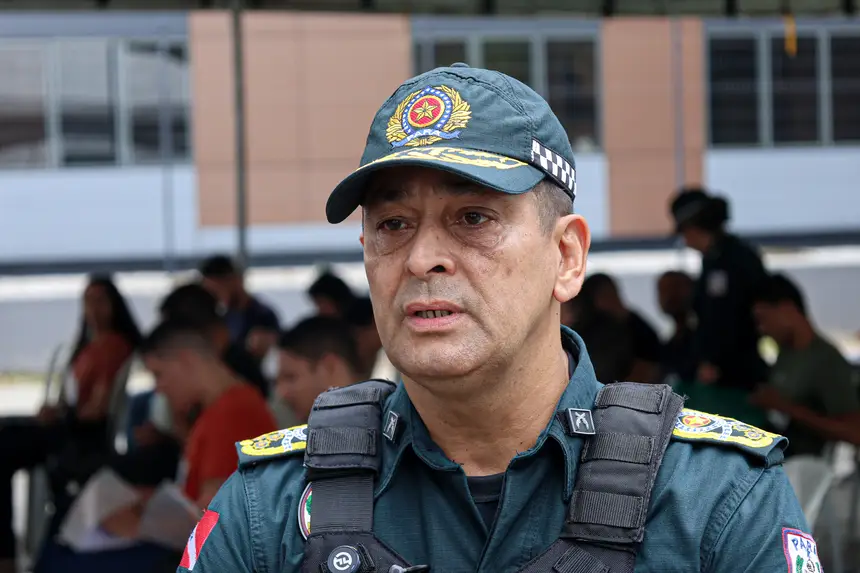 Comandante geral PMPA, Cel. Sérgio Neves <div class='credito_fotos'>Foto: Bruno Cecim / Ag. Pará &nbsp;&nbsp;|&nbsp;&nbsp; <a href='/midias/2026/originais/20260504122815-GF00027005-F00517972.jpg' download><i class='fa-solid fa-download'></i> Download</a></div>