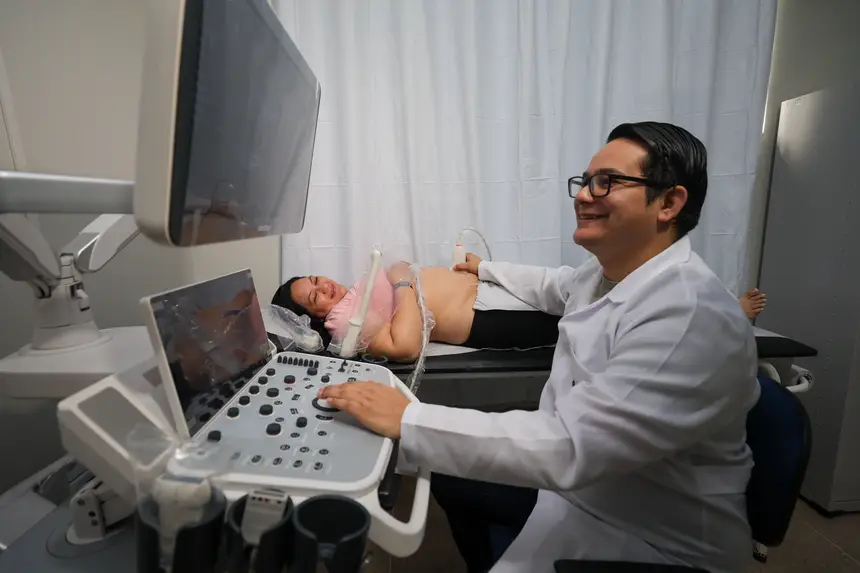 Maksuel Ribeiro costa
Médico <div class='credito_fotos'>Foto: Bruno Cruz / Ag. Pará &nbsp;&nbsp;|&nbsp;&nbsp; <a href='/midias/2026/originais/20260505104939-GF00027014-F00518511.jpg' download><i class='fa-solid fa-download'></i> Download</a></div>