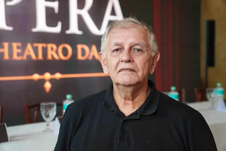 Edyr Algusto Proença
Diretor do Teatro da Paz <div class='credito_fotos'>Foto: João Caio / Ag. Pará &nbsp;&nbsp;|&nbsp;&nbsp; <a href='/midias/2026/originais/20260508124114-GF00027040-F00519482.jpg' download><i class='fa-solid fa-download'></i> Download</a></div>