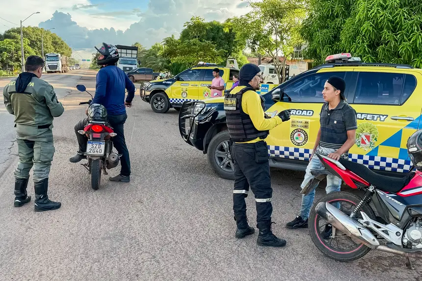 Equipe de fiscalização em ação no município de Marabá, no sudeste estadual
