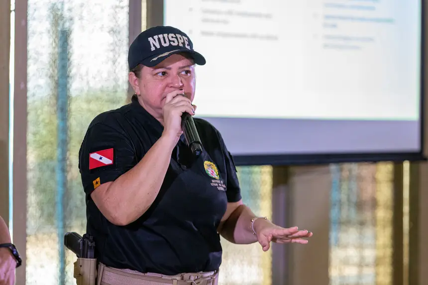 Coronel Elia Ramos, do programa Escola Segura 