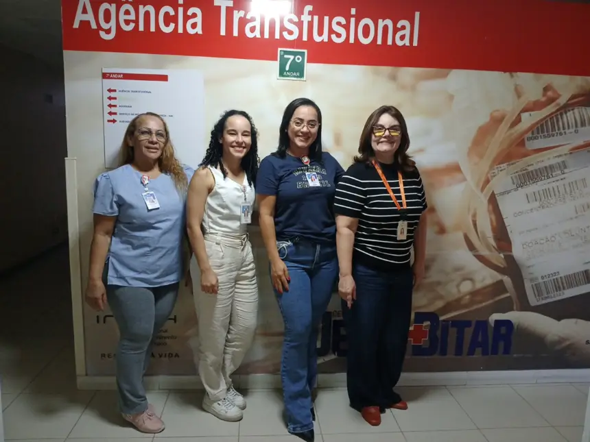 Uma parte da equipe da Agência Transfusional do HJB
