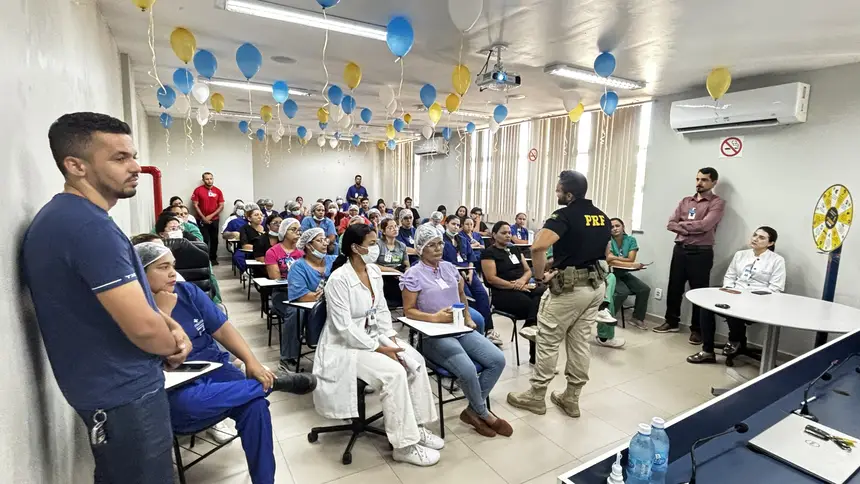 Foto: Ascom/HRSP Campanha do Hospital teve a parceria da PRF e do Serviço Especializado em Engenharia de Segurança e Medicina do Trabalho