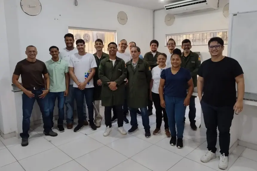 Alunos e orientadores do curso de Formação em Técnico em Órteses e Próteses (TOP)