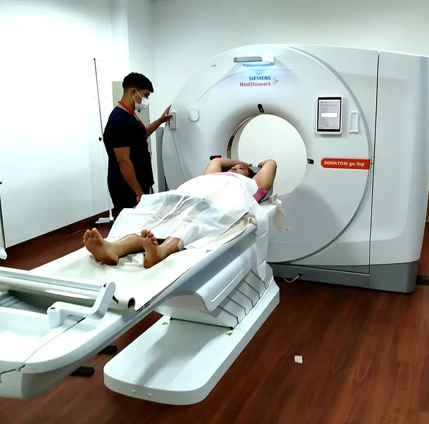 Foto: Divulgação A tomografia computadorizada está entre os exames ofertados pela Policlínica Carajás para apoio ao diagnóstico e tratamento de pacientes.